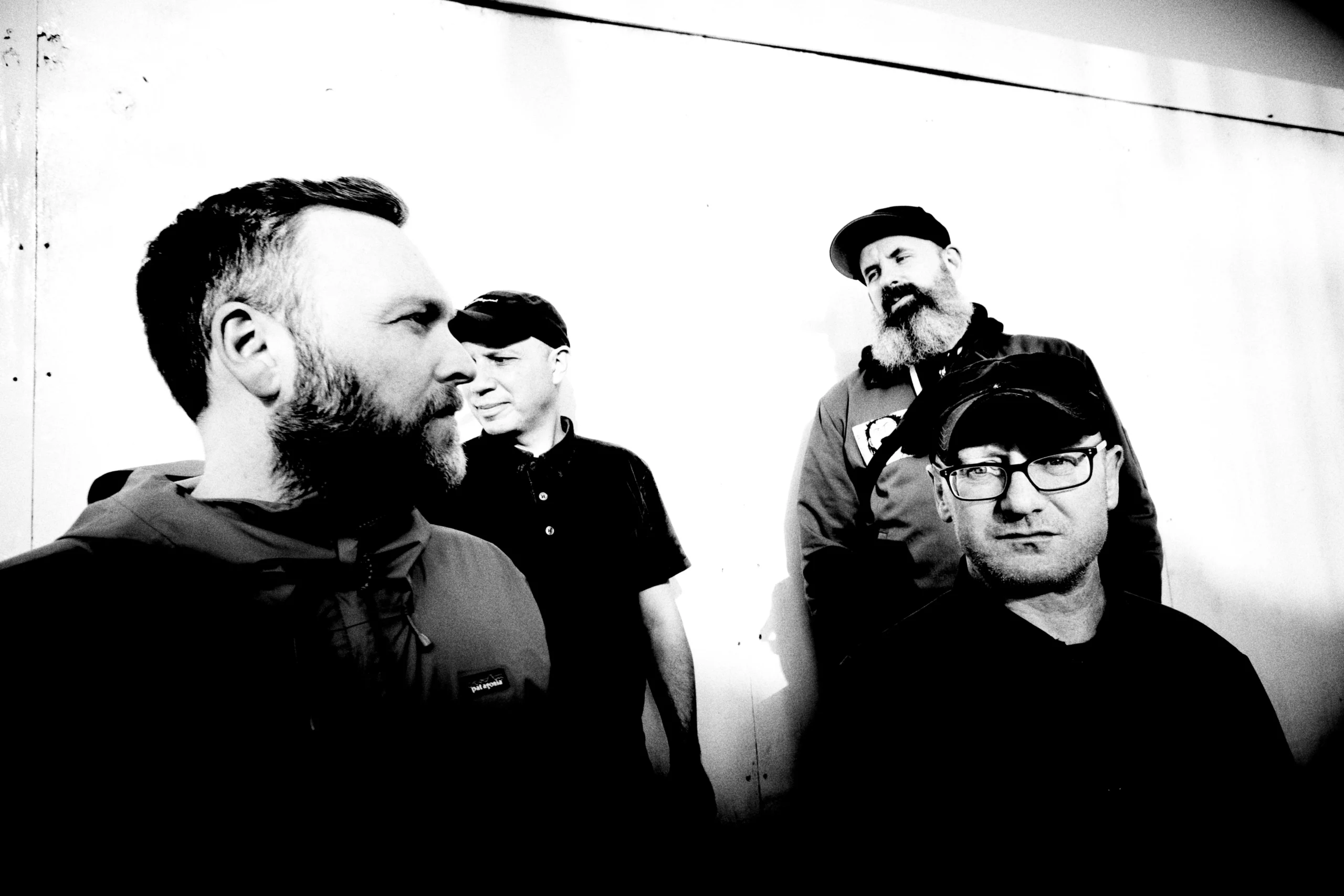 Mogwai kündigen „Happy Tears“ an – neue Single mit Iggy Pop